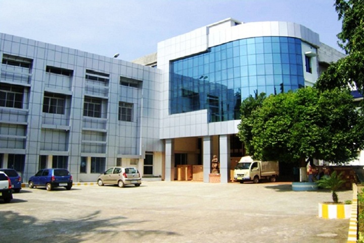 https://cache.careers360.mobi/media/colleges/social-media/media-gallery/4720/2021/8/2/Campus View of Central Institute of Plastics Engineering and Technology Bhubaneswar_Campus-View_1.jpg